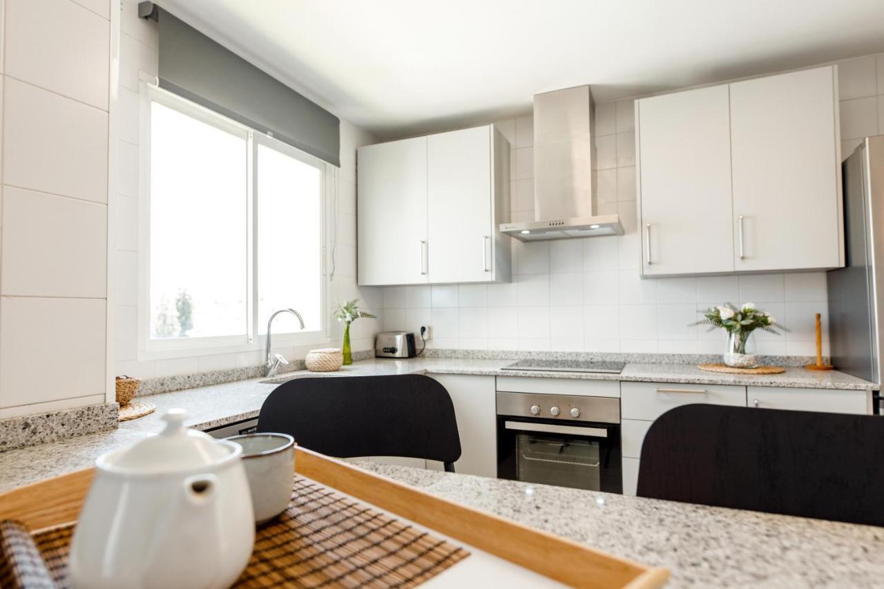 Spacious 2-Bedroom Apartment With Free Parking Sitio de Calahonda Exterior foto
