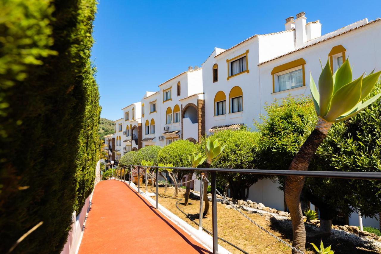 Spacious 2-Bedroom Apartment With Free Parking Sitio de Calahonda Exterior foto