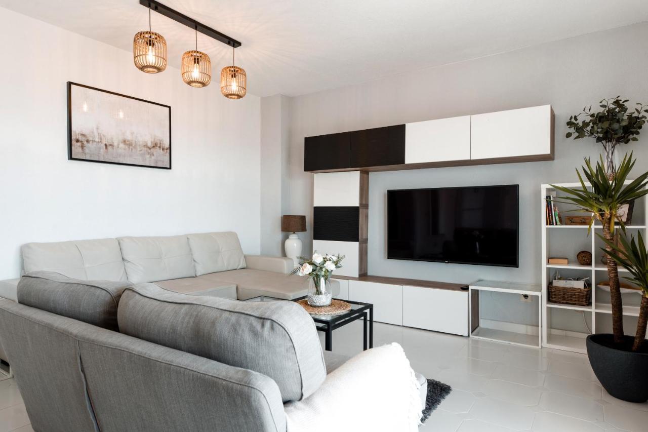 Spacious 2-Bedroom Apartment With Free Parking Sitio de Calahonda Exterior foto